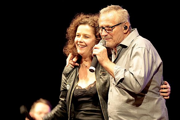 WeibsBilder & Konstantin Wecker bei Ö1